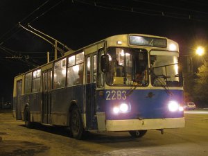 Цену на проезд в трамвае и троллейбусе повысят до 18 рублей
