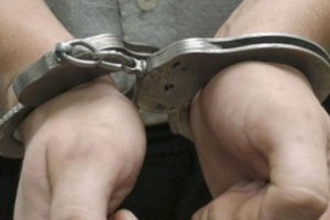 Подозреваемый во взятке сотрудник облпрокуратуры заключен под стражу