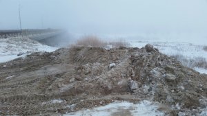 ОНФ: в Алгайском районе грязный снег свозят в водоохранную зону