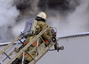 Пожар в здании на Московской тушили 11 машин и 43 человека