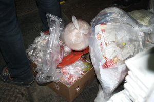 Члены ОП искали мусор, а нашли алкоголь рядом со школой