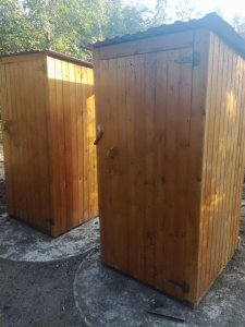 В Елшанке установили уличные туалеты. Горожане предлагают им присвоить имена Радаева, Сараева, Васильева