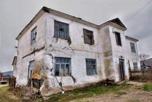 В Саратове насчитывается 356 «новых» аварийных домов