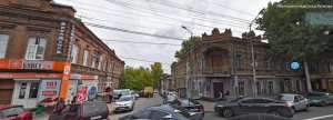 В историческом центре Саратова разрушается 101-летний дом