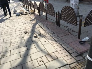 На проспекте Кирова уничтожают ливневки