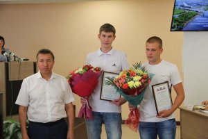 Двоим жителям Балакова, задержавшим педофила, объявлена благодарность