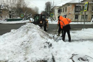 УК «Весна-2011» отчиталась о весенних работах: вывезен снег, ремонтируются фасады