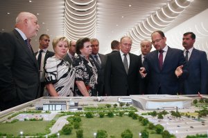 Аэропорт в  Сабуровке посетил Владимир Путин