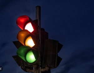 В Саратове на восьми перекрестках отключат светофоры