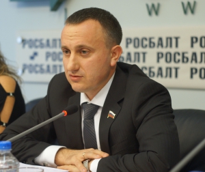 Депутат Госдумы Антон Ищенко против расширения отвала фосфогипса в Балаково
