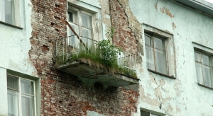 УК «Континент-2011» пять лет не ремонтировала балкон собственнику