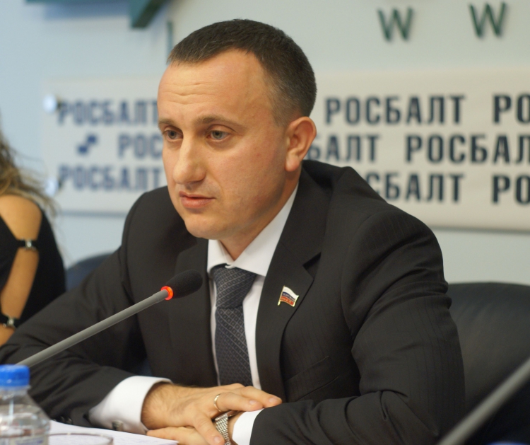 Антон Ищенко о региональном минпечати: «Это ведомство вредит экономике»
