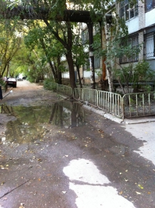 В центре Саратова, на ул. Зарубина, нет отопления и горячей воды