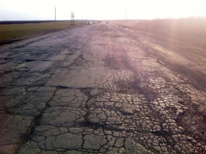 Жители жалуются на плохое состояние дороги Балаково – Энгельс