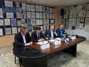 Депутат Госдумы и министр обсудили введение запрета на высотное строительство в центре Саратова