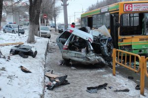 На «Стрелке» в ДТП с автобусом погиб водитель легковушки