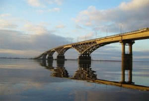 Подъезд к мосту Саратов Энгельс по Лесозаводской закрыт на две недели