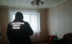 Житель Балаково в квартире обнаружил труп своей сожительницы. Не исключается криминал