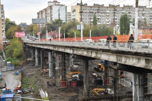 Движение по мосту через Глебовраг откроют 15 ноября
