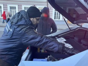 В Саратове инспектор ДПС подозревается в получении взятки от пьяного водителя