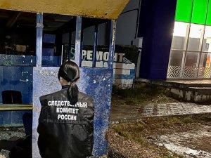 В Ершове на автобусной остановке обнаружено тело неизвестного