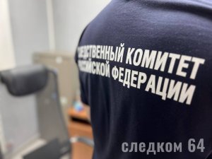 В Энгельсе 5-летний мальчик выпал из окна второго этажа