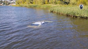 В Волге обнаружены затопленный автомобиль и тело мужчины