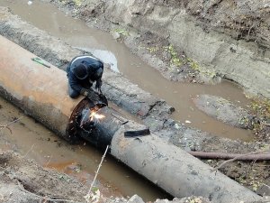 В Заводском районе переустройстве сетей водоснабжения ведут одновременно в восьми местах