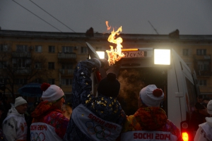 Эстафета олимпийского огня в Саратове