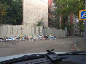 В Саратове обнаружен «мусорный» пешеходный переход