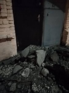 Ремонт тротуаров «заблокировал» жителей Рахова в домах