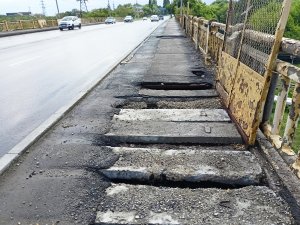 Саратовцы: по мосту на Целинстрое ходить небезопасно